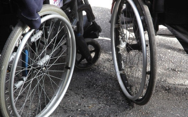 Πρόγραμμα για μηχανισμούς πρόσβασης ΑμεΑ σε παραλίες ως το καλοκαίρι